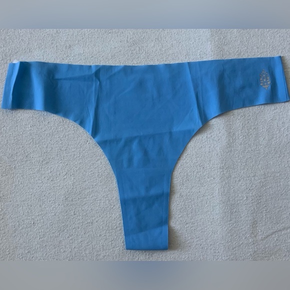 Free People Movement ~ VIP Thong ~ Small ~ Color Boy Blue/Stone ~ * NWT * - Picture 8 of 15